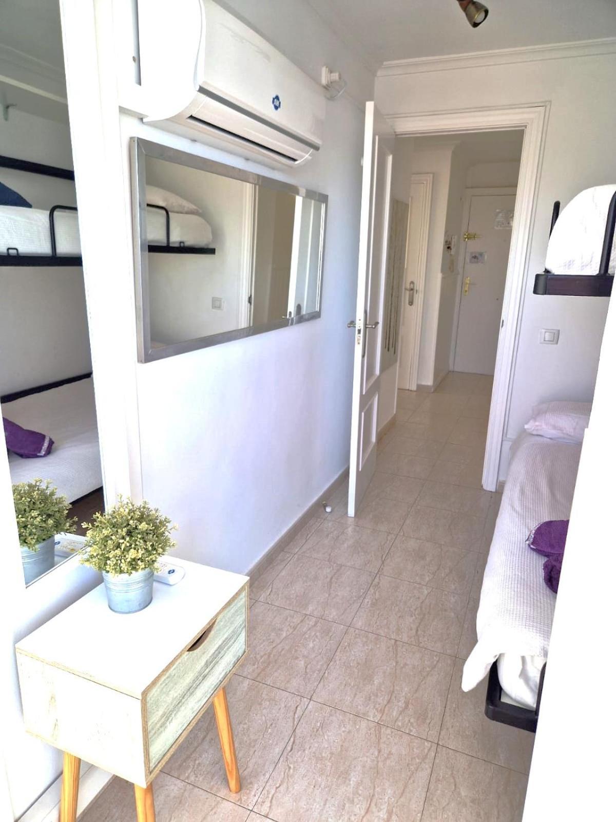 Апартаменти Vistas Al Mar. Gran Salon. Playa A 1 Minuto. Wifi Аліканте Екстер'єр фото