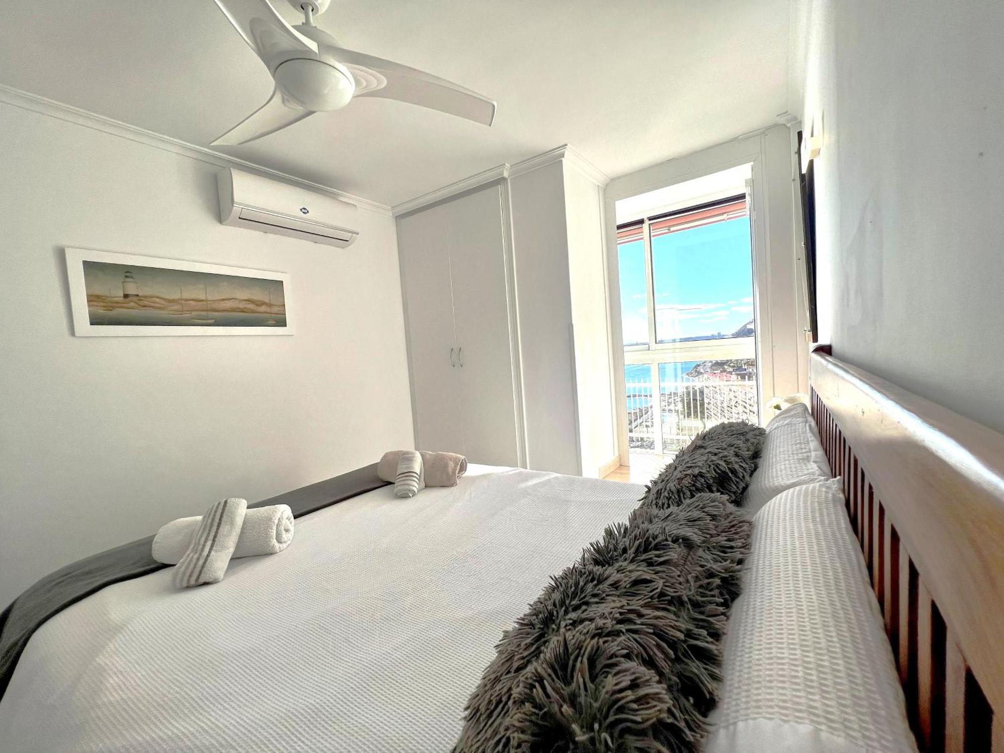 Апартаменти Vistas Al Mar. Gran Salon. Playa A 1 Minuto. Wifi Аліканте Екстер'єр фото