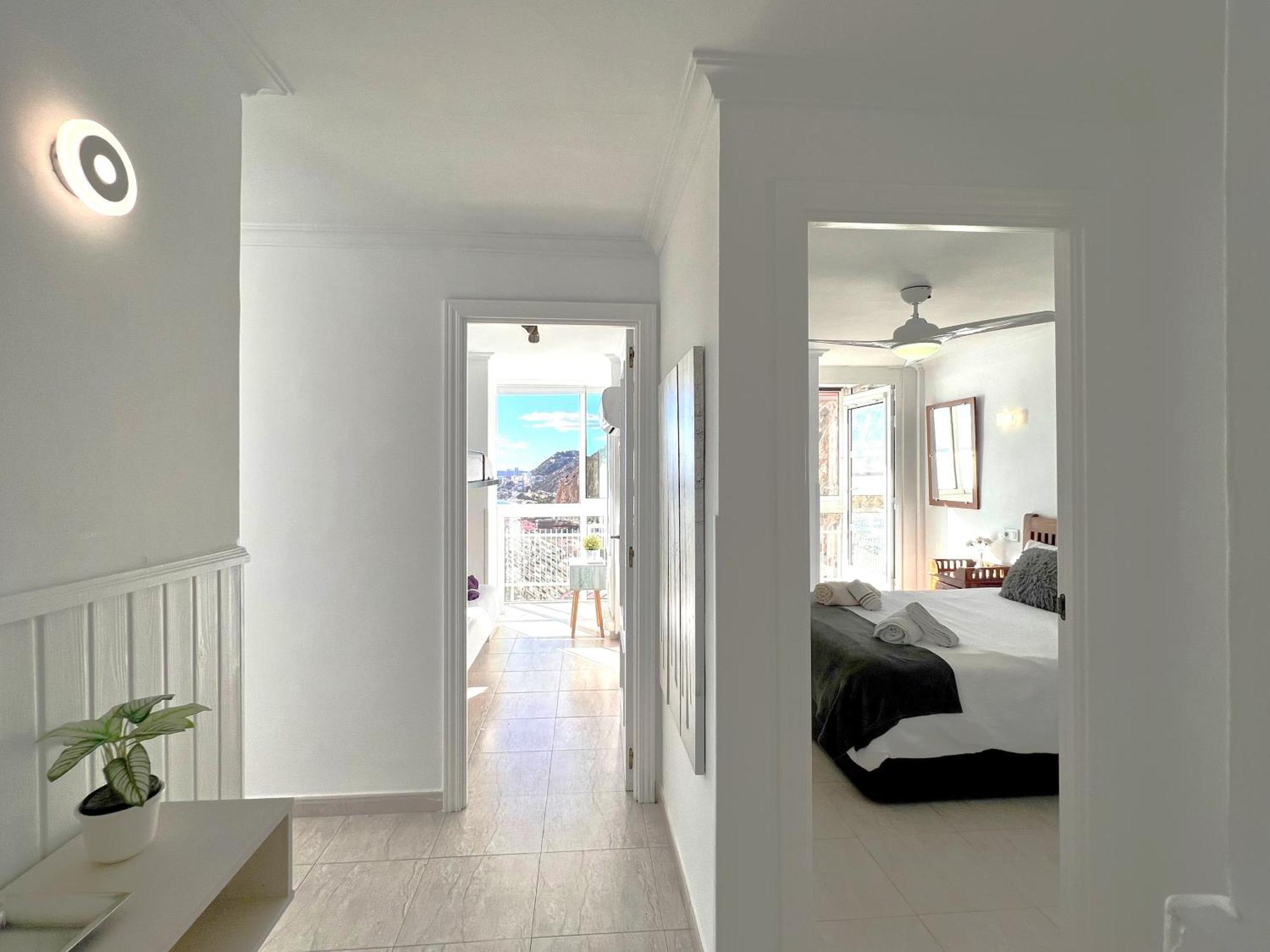 Апартаменти Vistas Al Mar. Gran Salon. Playa A 1 Minuto. Wifi Аліканте Екстер'єр фото