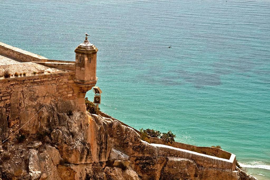 Апартаменти Vistas Al Mar. Gran Salon. Playa A 1 Minuto. Wifi Аліканте Екстер'єр фото